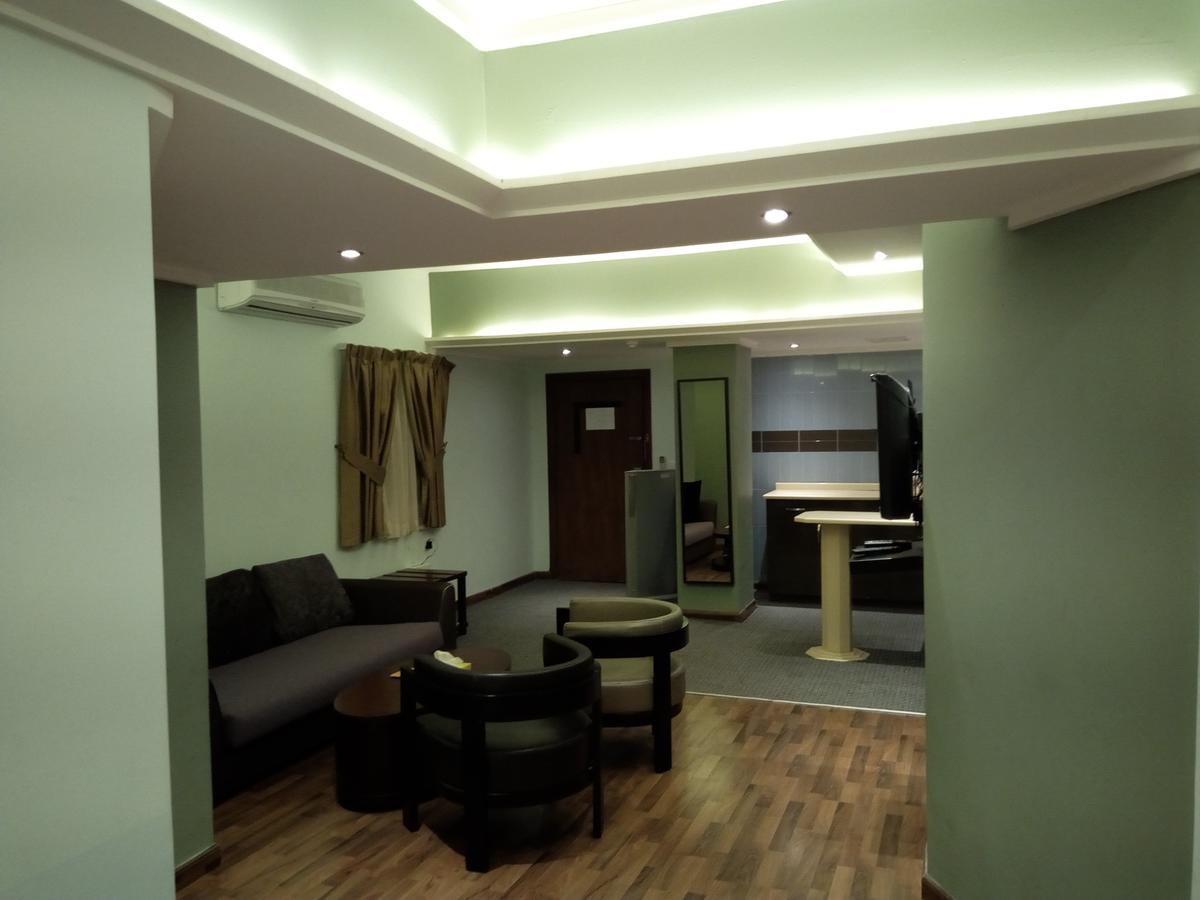 Shayah Suites 3*