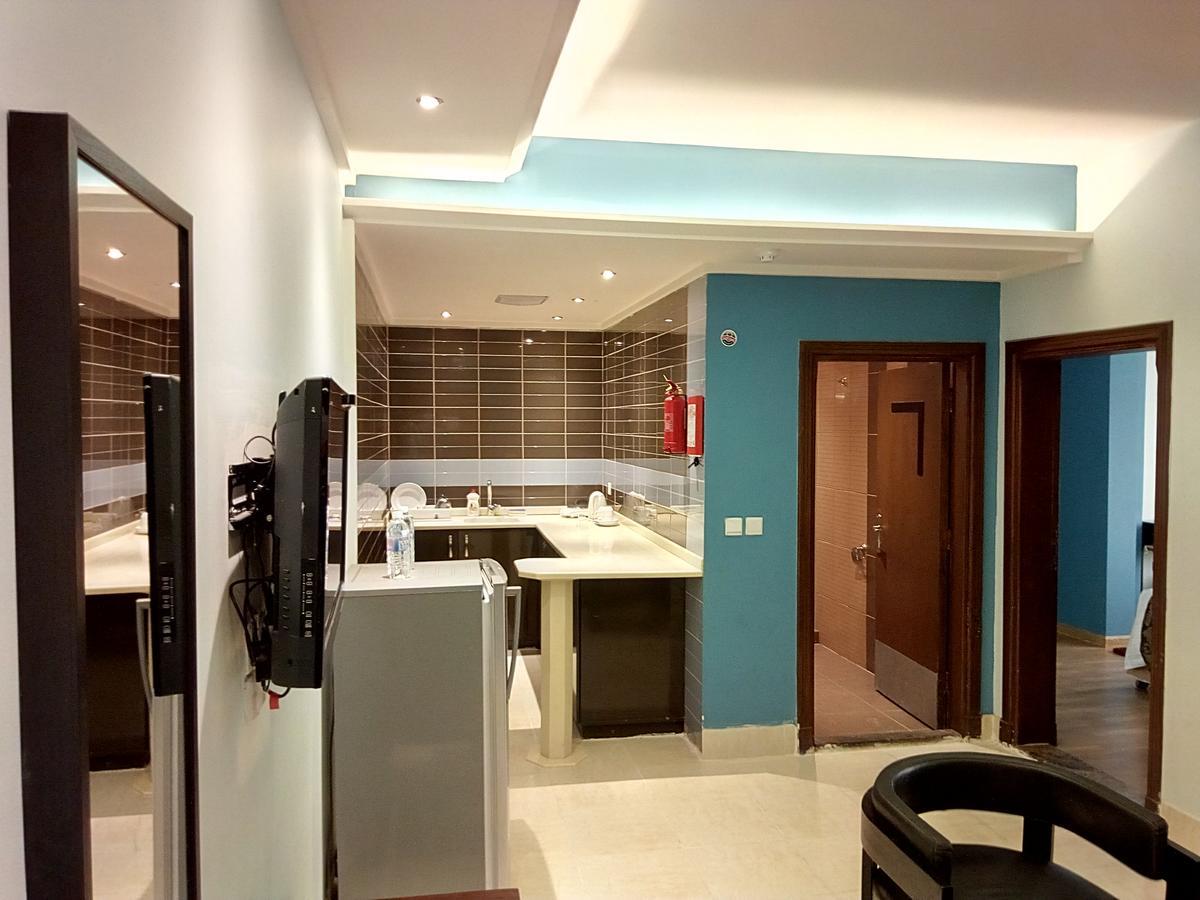 Shayah Suites Aparthotel 3*
